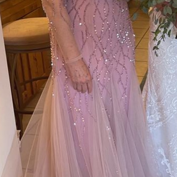 Gown dress for sale - Picture 3 of 3